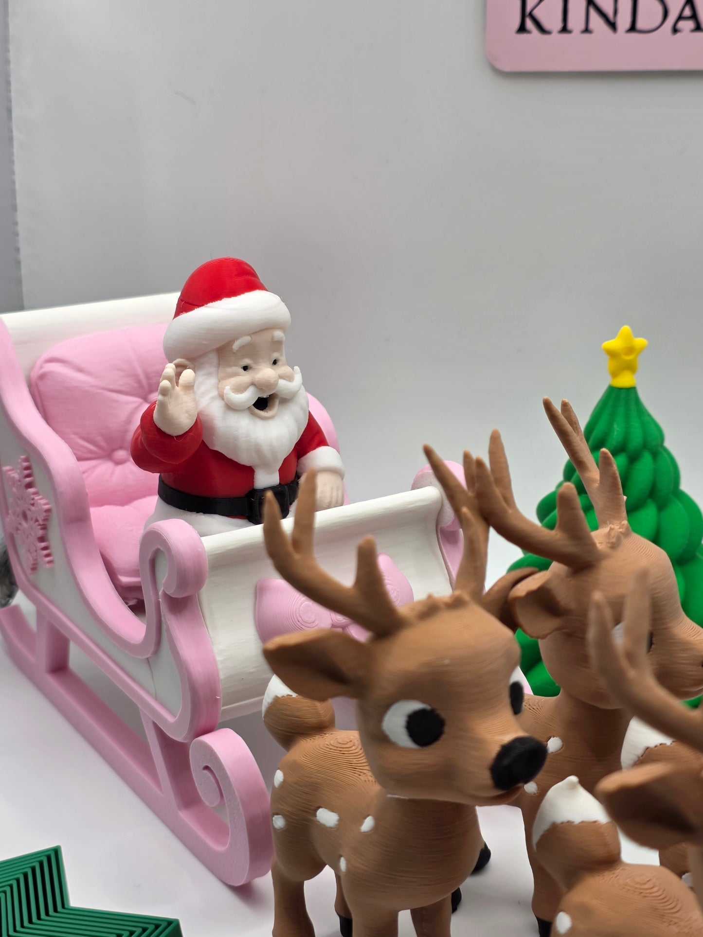 Santa Sleigh & Reindeer Set
