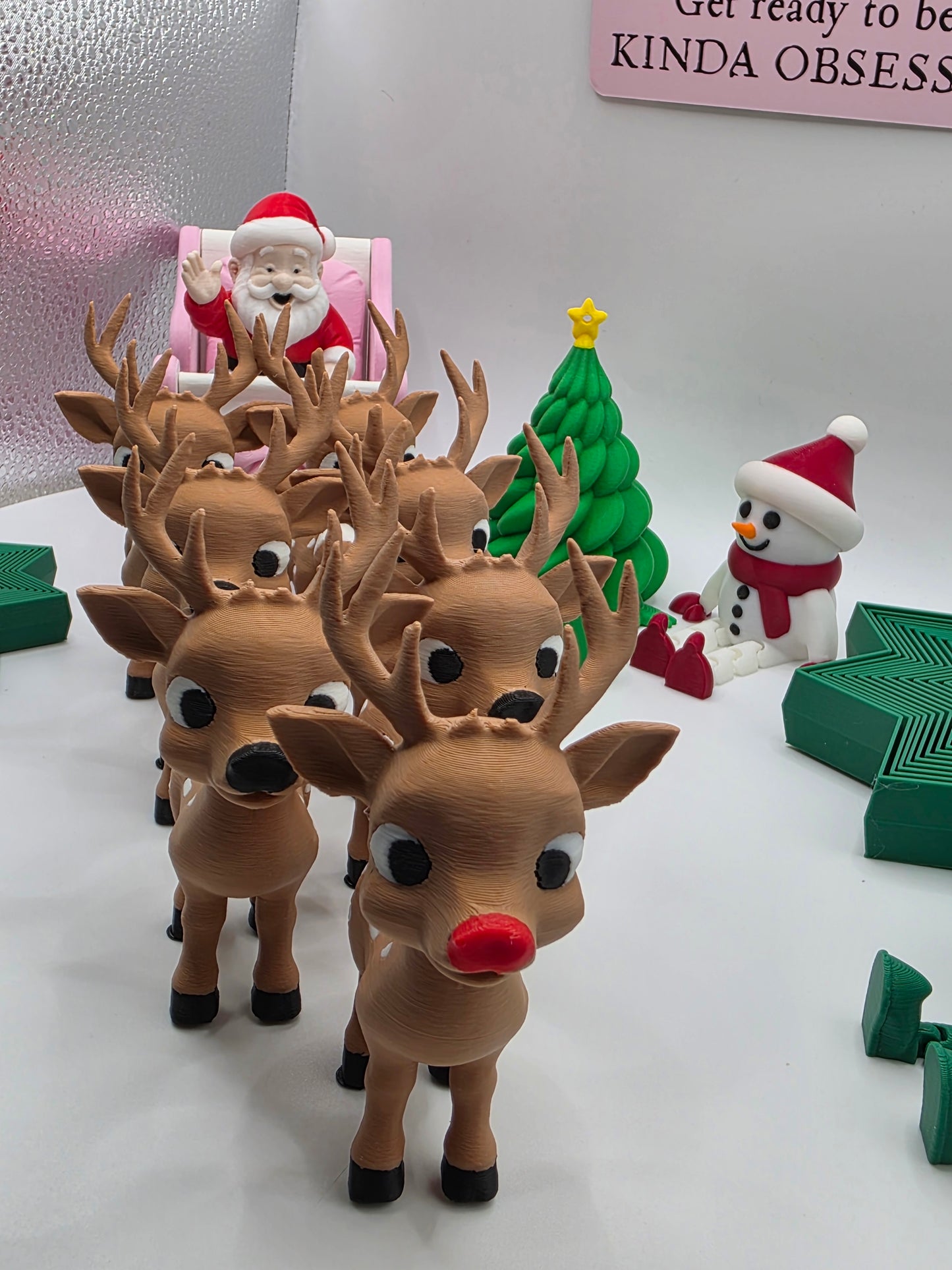 Santa Sleigh & Reindeer Set